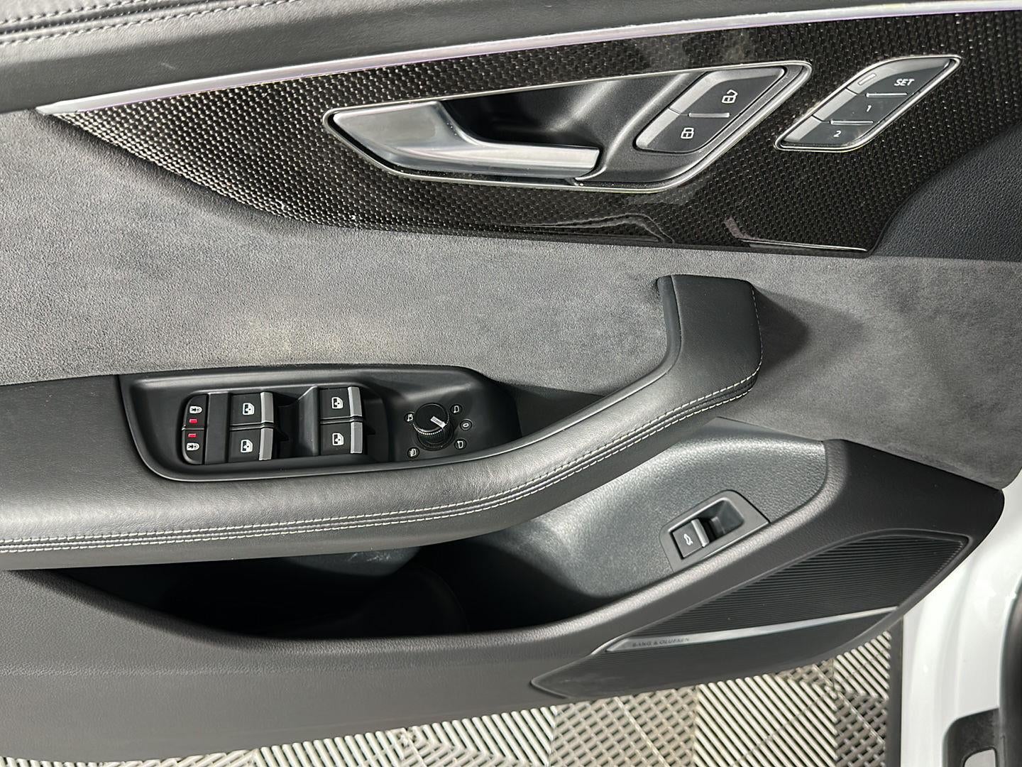 2023 Audi SQ8 Prestige