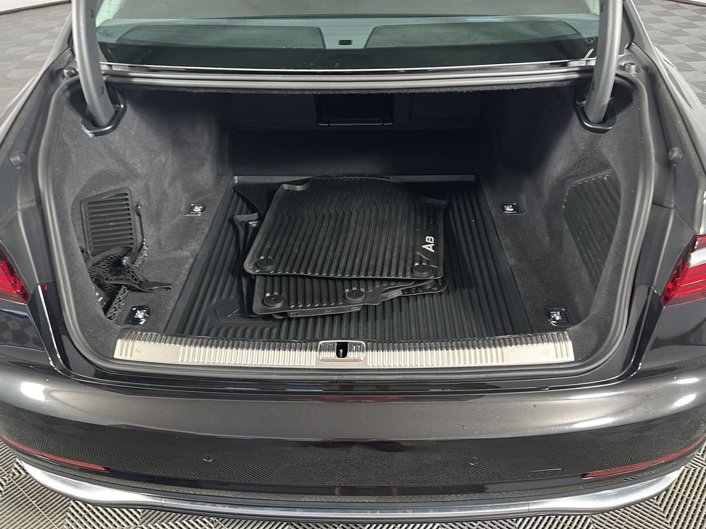 2022 Audi A8 L 3.0T