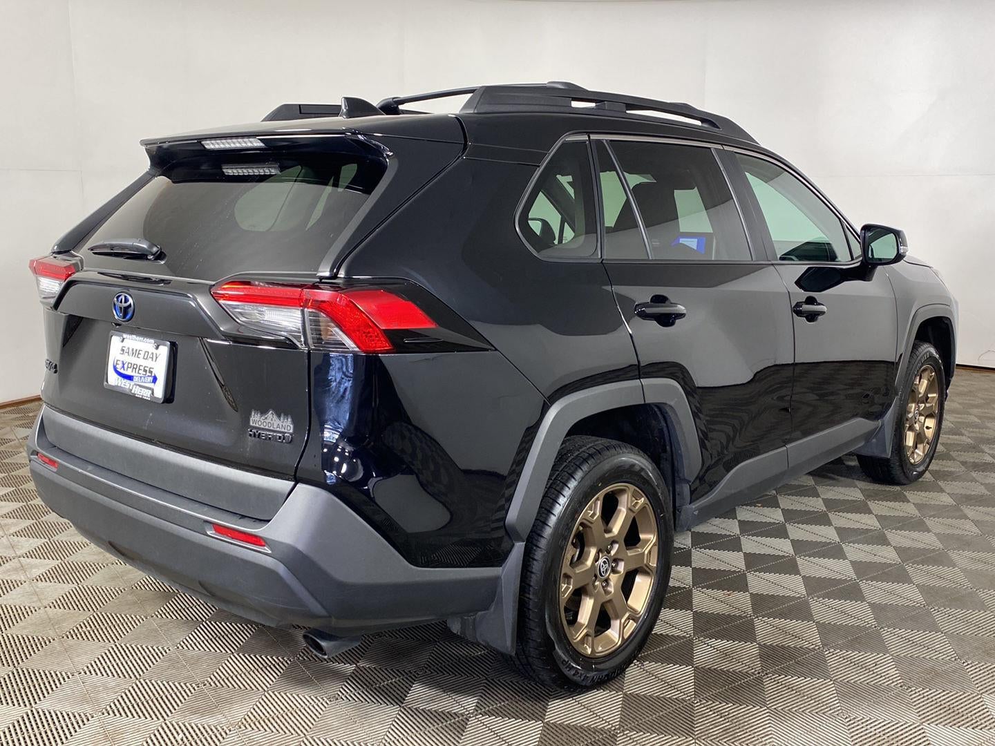 2023 Toyota RAV4 Hybrid Woodland Edition