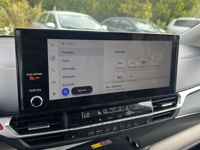 2025 Toyota Sienna XLE