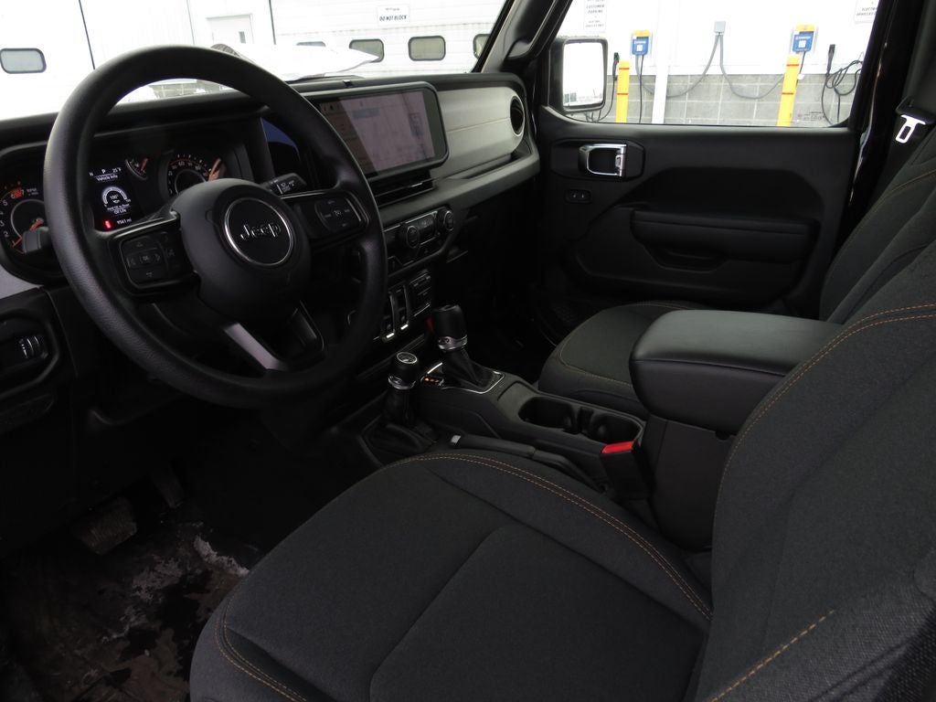 2025 Jeep Wrangler Sport