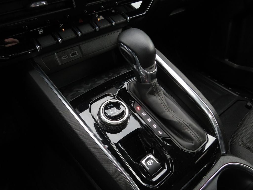 2024 GMC Canyon Elevation