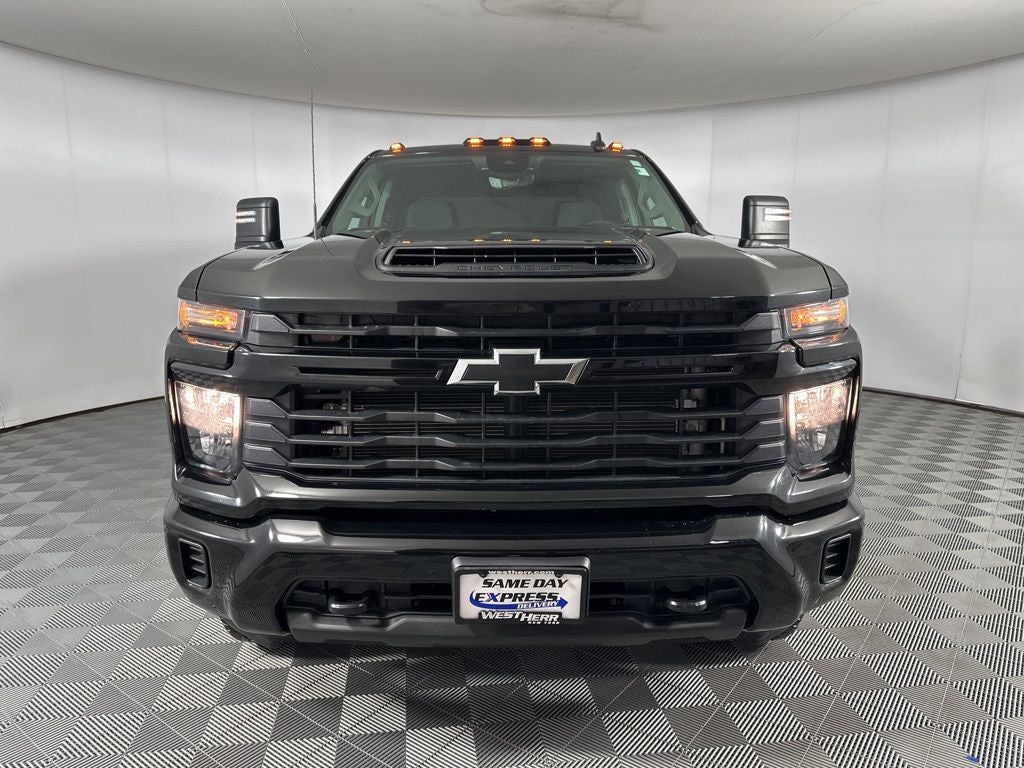 2024 Chevrolet Silverado 2500HD Custom