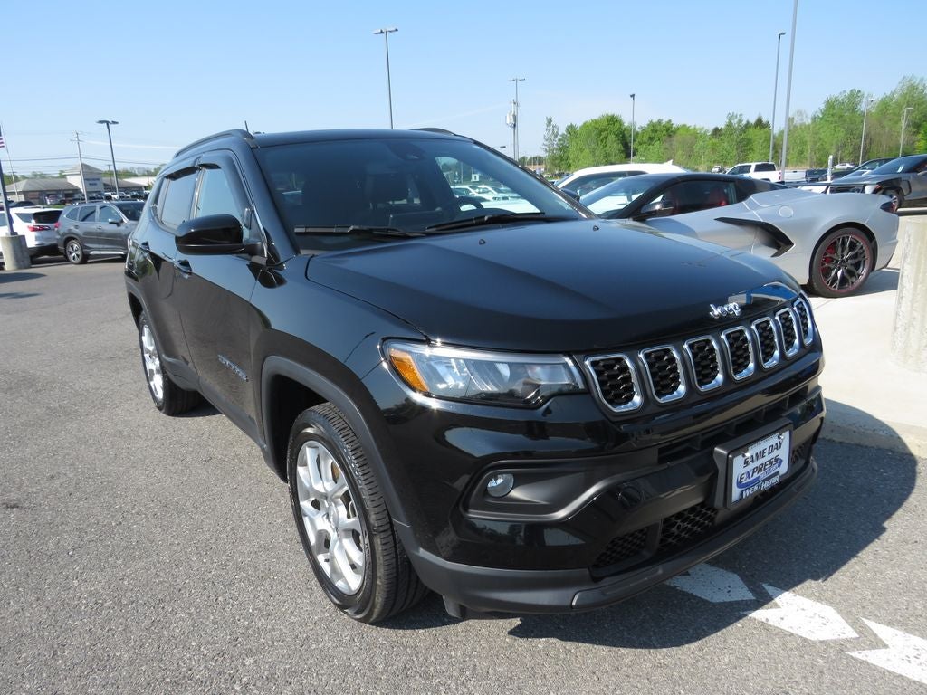 2024 Jeep Compass Latitude Lux
