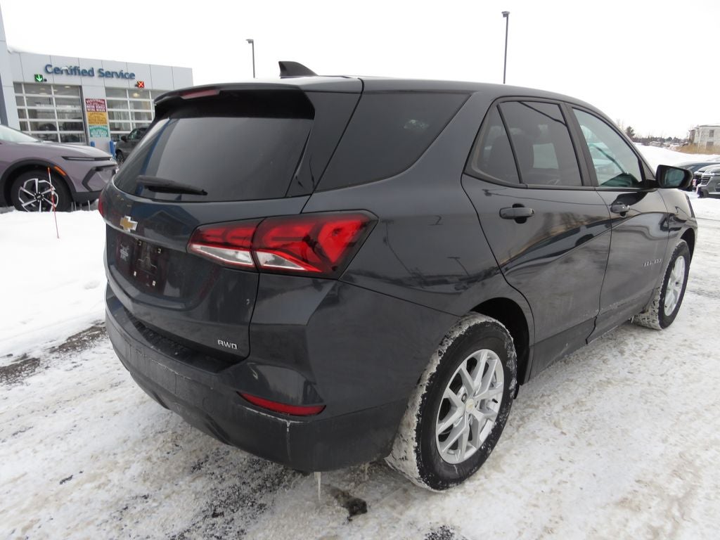 2022 Chevrolet Equinox LS