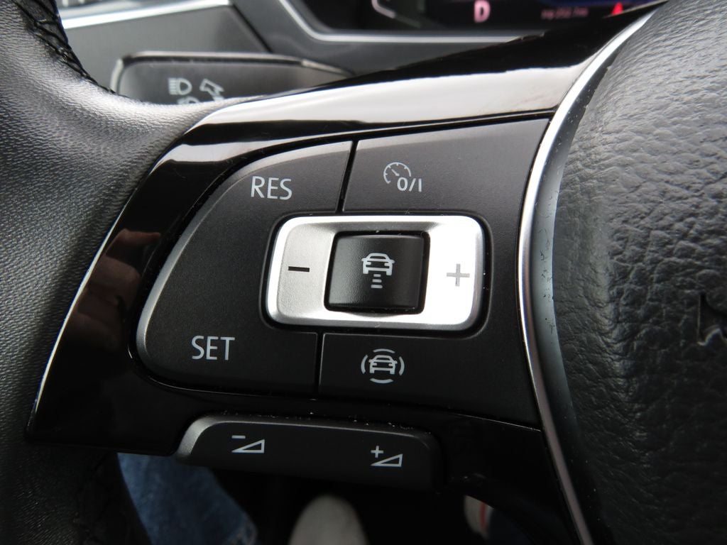 2020 Volkswagen Tiguan 2.0T SEL 4Motion