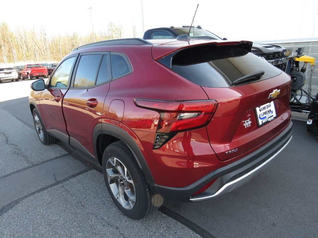 2024 Chevrolet Trax LT
