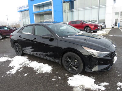 2023 Hyundai ELANTRA SEL