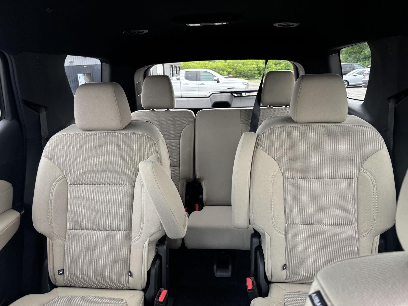 2023 Chevrolet Traverse LT