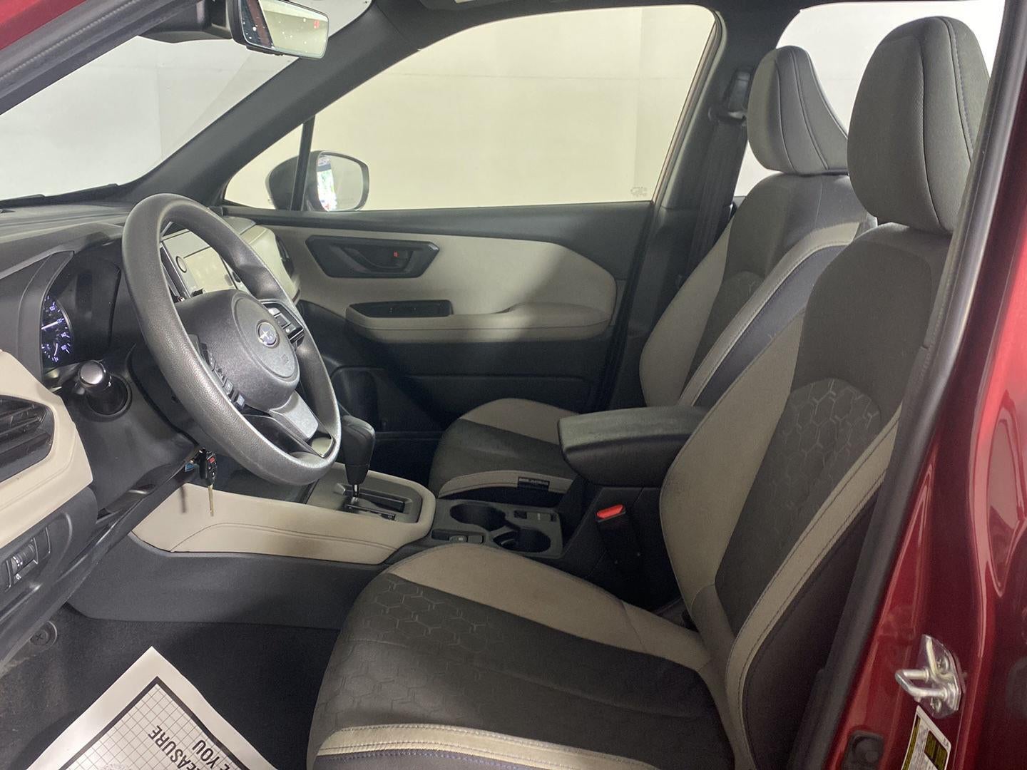 2025 Subaru Forester Base