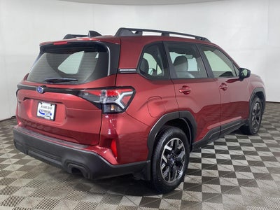 2025 Subaru Forester Base