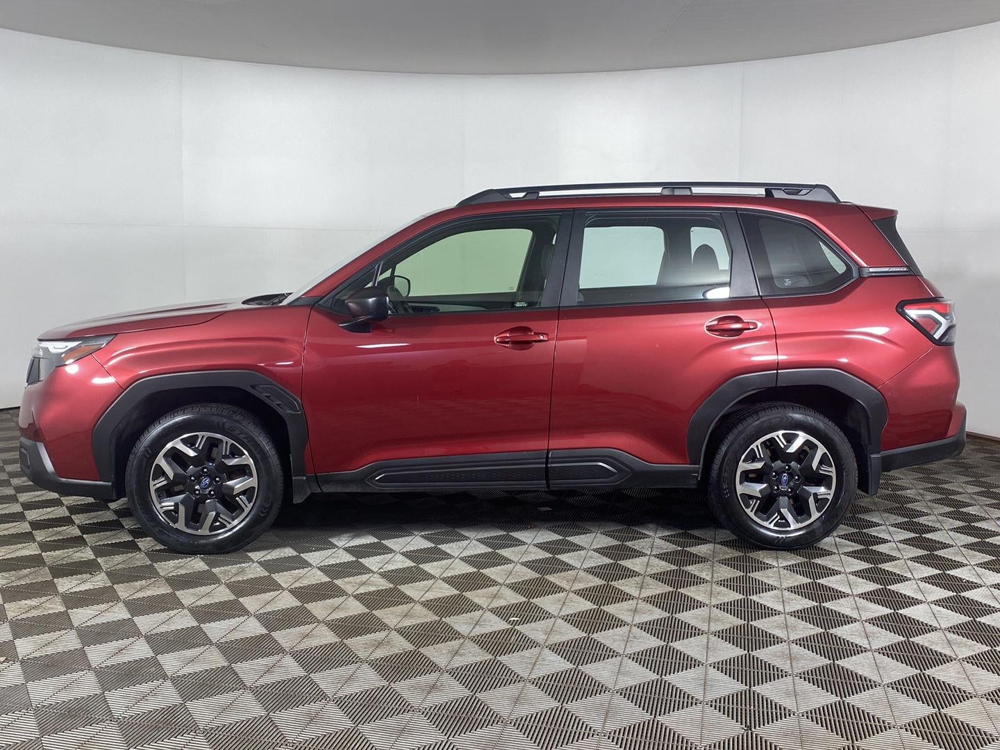 2025 Subaru Forester Base