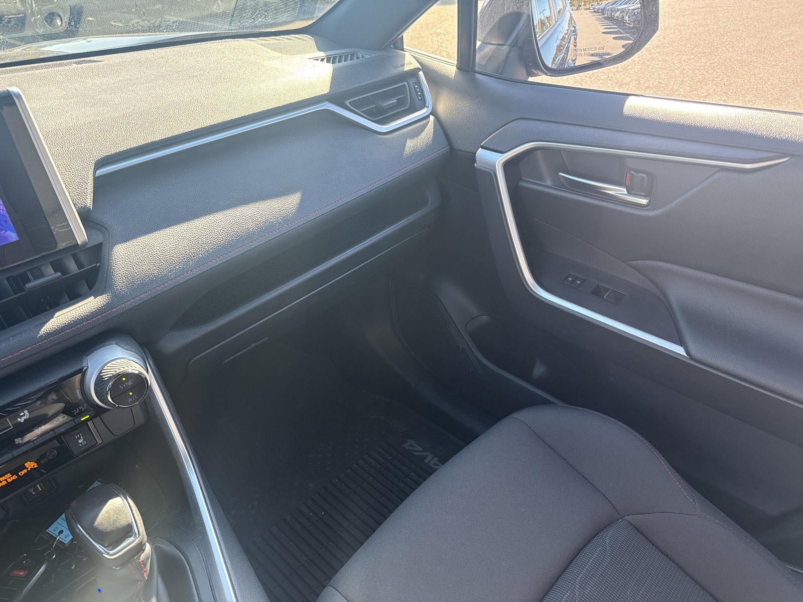 2024 Toyota RAV4 Prime SE