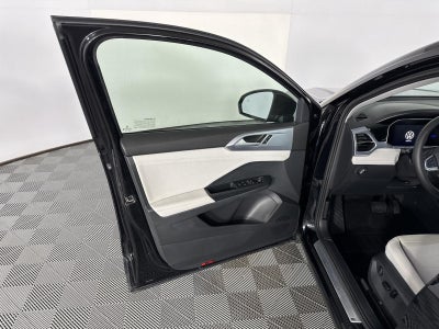 2026 Volkswagen Taos SE