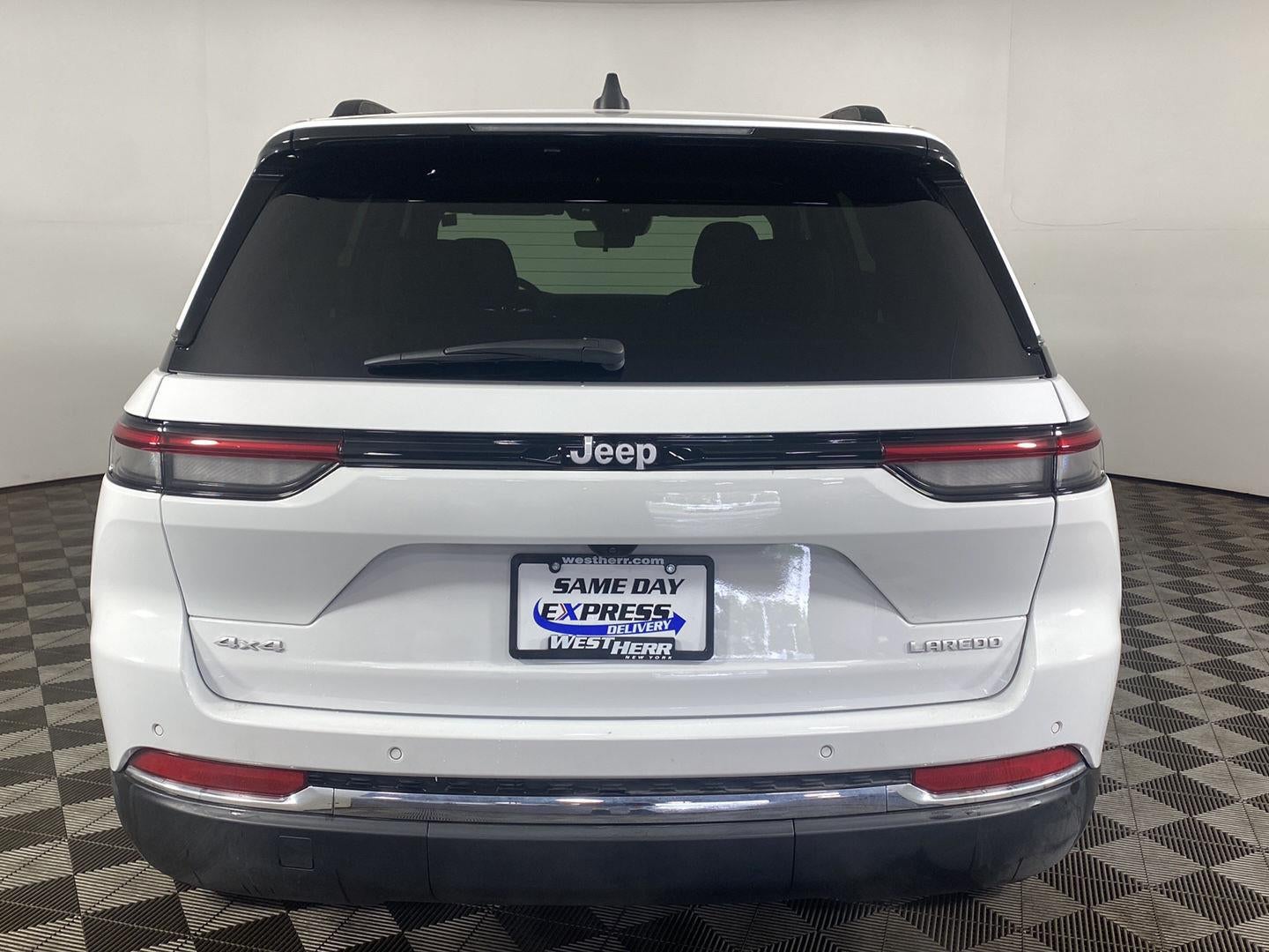 2026 Jeep Grand Cherokee Laredo X 4x4