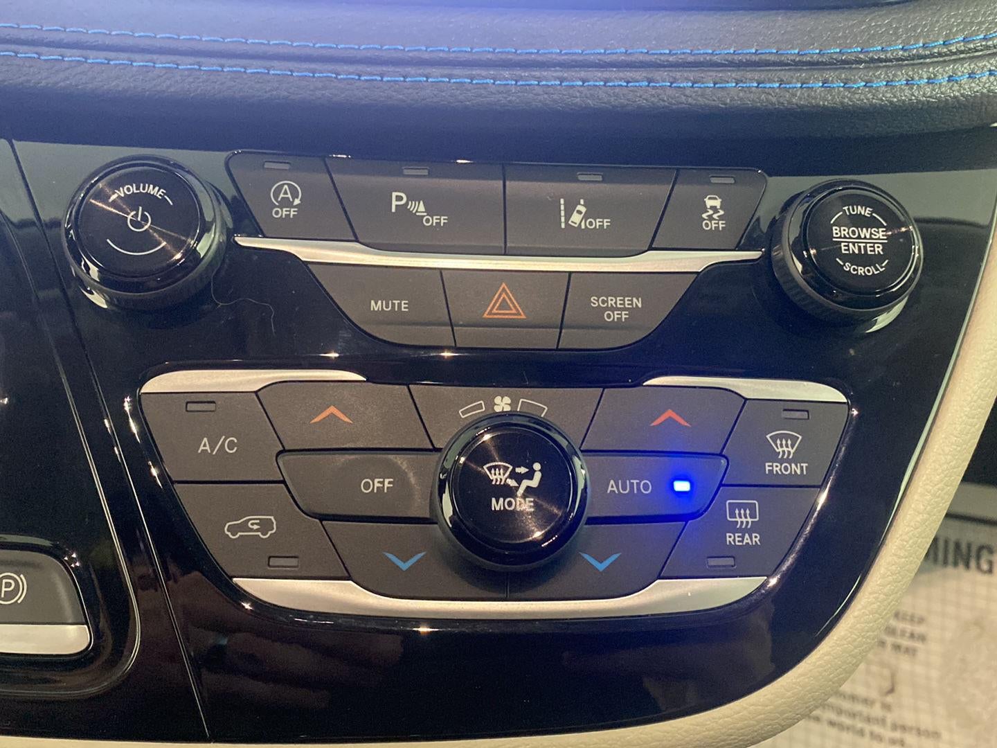 2021 Chrysler Pacifica Touring L AWD