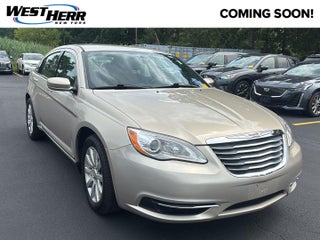 2013 Chrysler 200 Touring