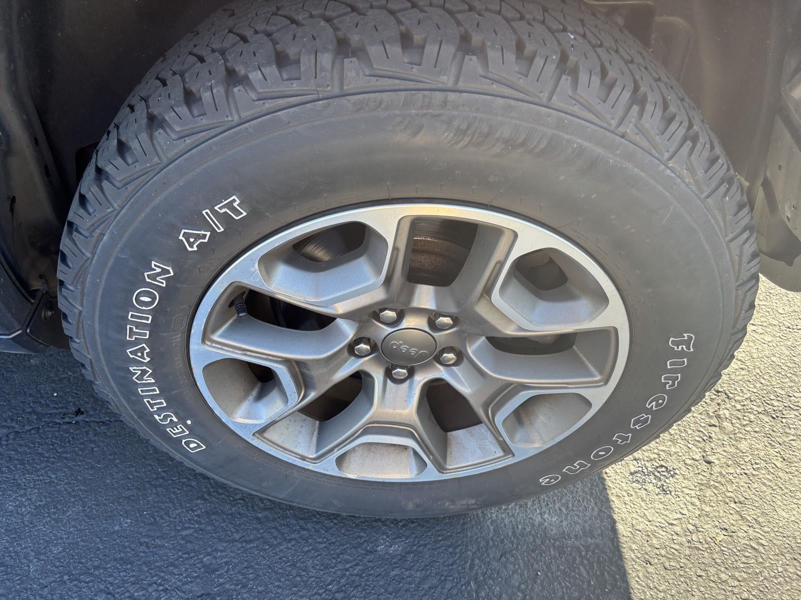 2021 Jeep Cherokee Trailhawk