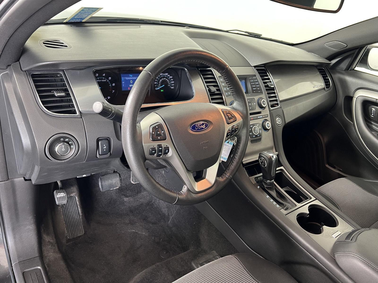 2018 Ford Taurus SEL