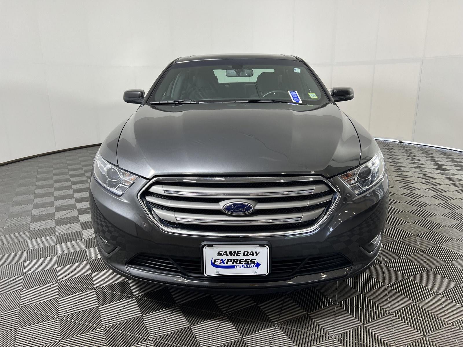 2018 Ford Taurus SEL