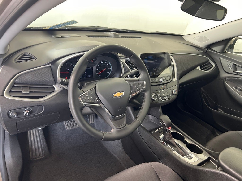 2024 Chevrolet Malibu RS