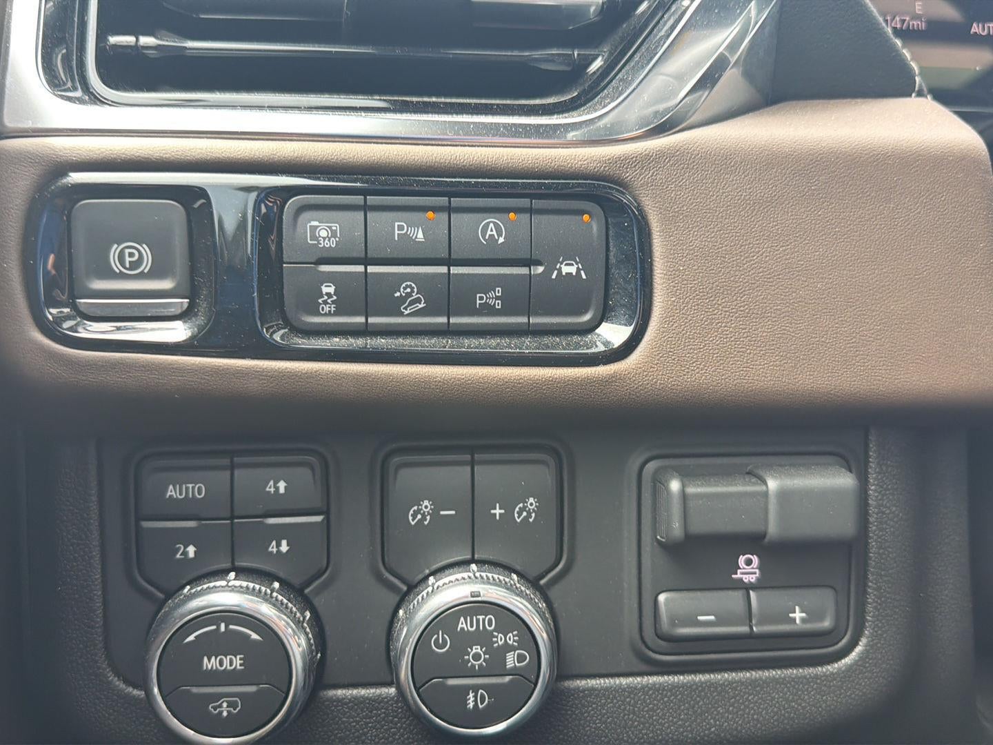2025 GMC Yukon Denali Ultimate