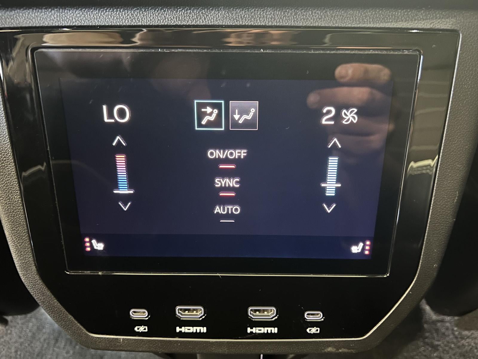 2025 GMC Yukon Denali Ultimate