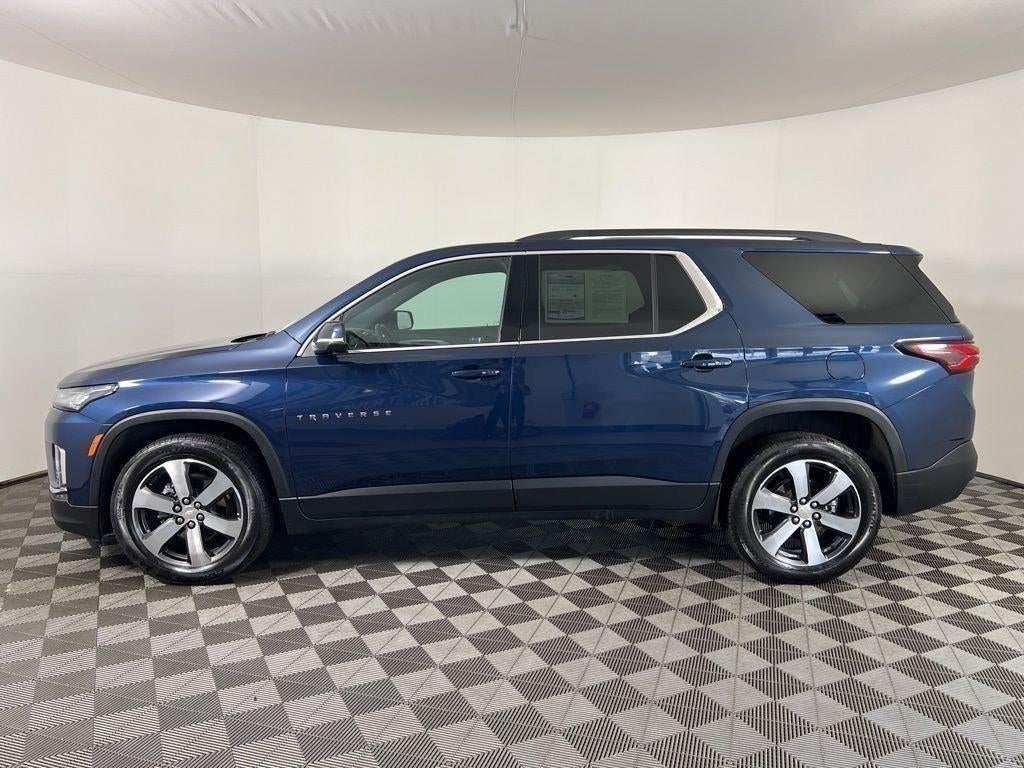 2023 Chevrolet Traverse LT Leather