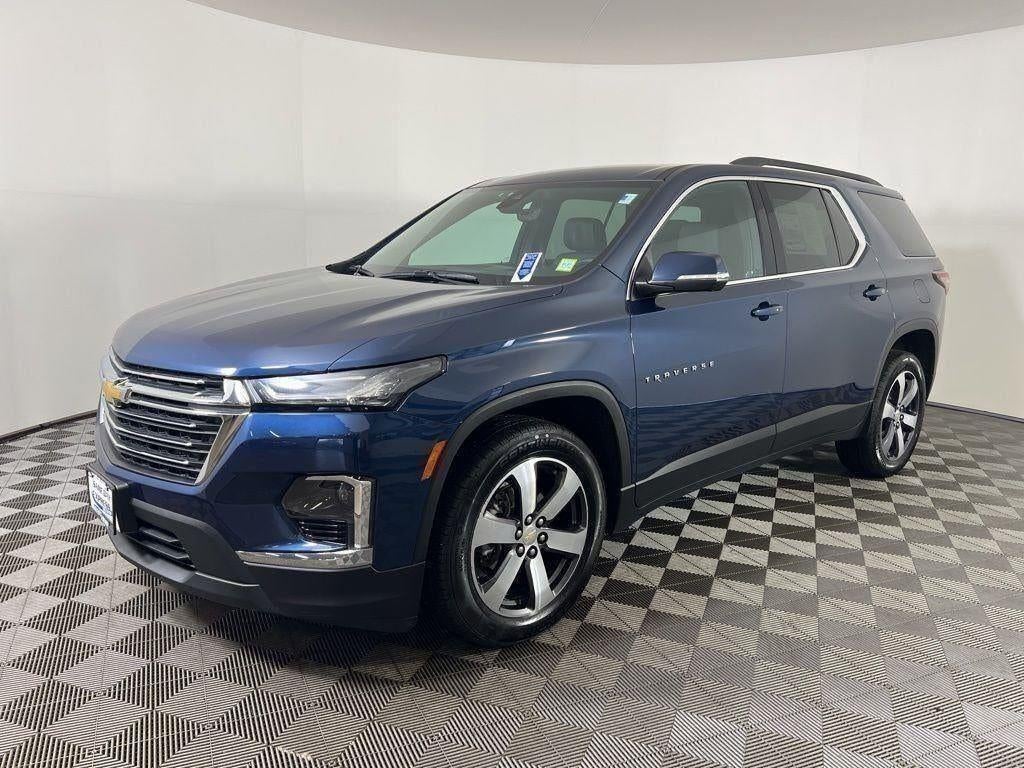 2023 Chevrolet Traverse LT Leather