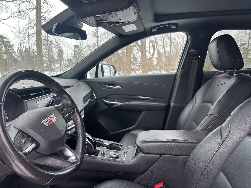 2023 Cadillac XT4 Sport