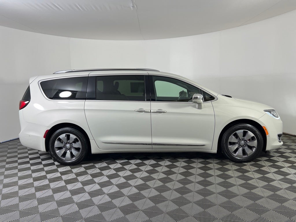 2020 Chrysler Pacifica Hybrid Limited