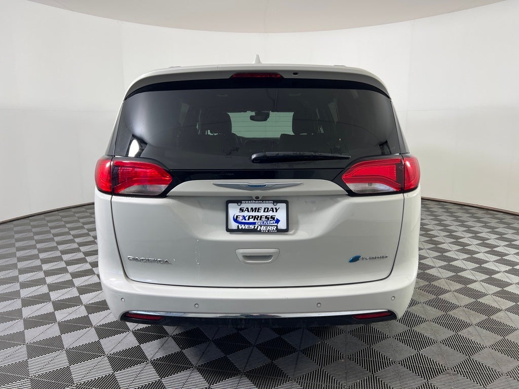 2020 Chrysler Pacifica Hybrid Limited