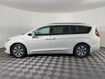 2020 Chrysler Pacifica Hybrid Limited