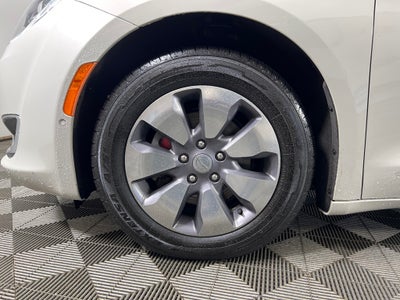 2020 Chrysler Pacifica Hybrid Limited