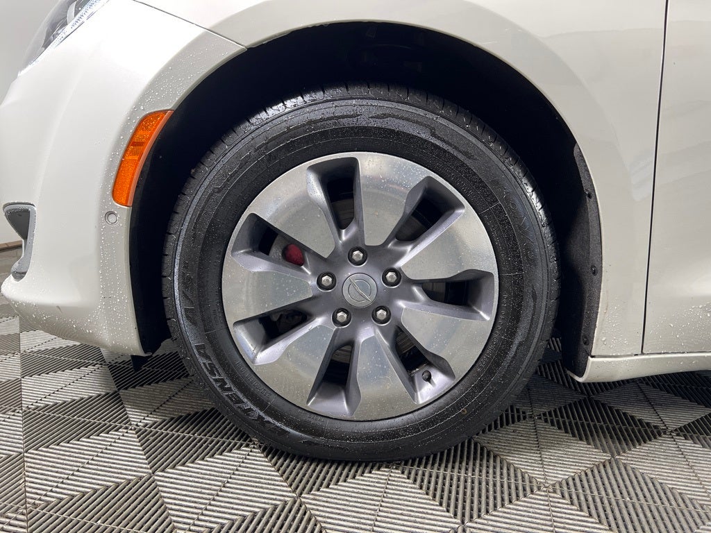 2020 Chrysler Pacifica Hybrid Limited