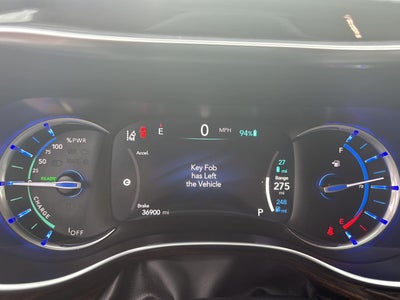 2023 Chrysler Pacifica Hybrid Limited
