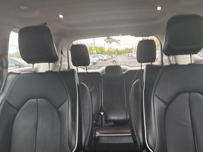 2023 Chrysler Pacifica Hybrid Limited