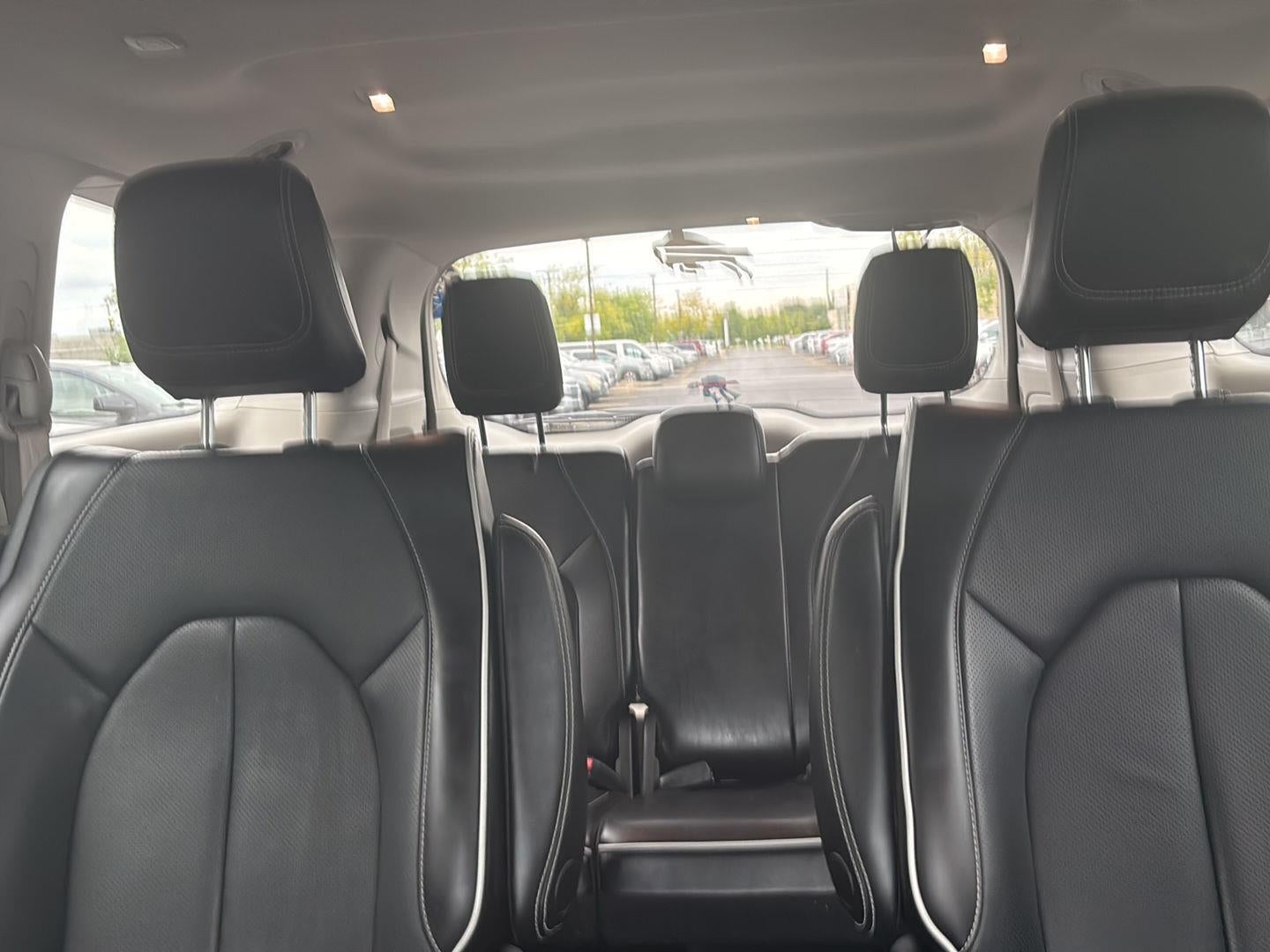 2023 Chrysler Pacifica Hybrid Limited