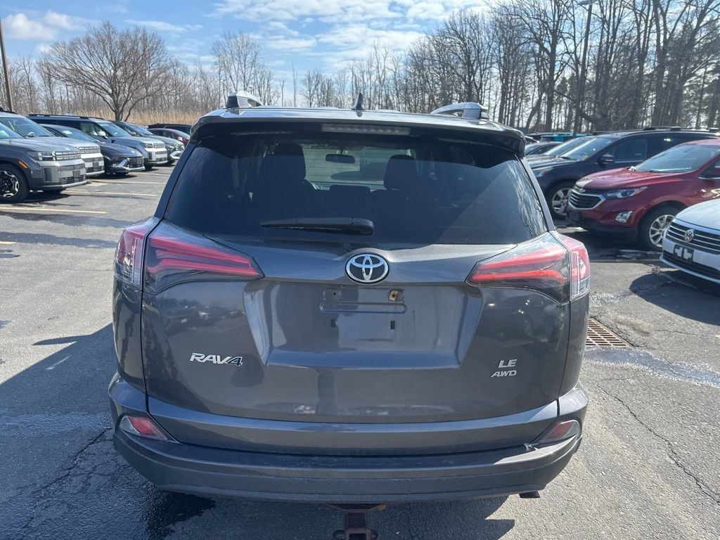 2016 Toyota RAV4 LE