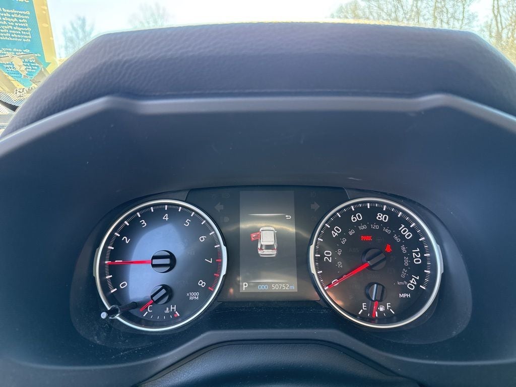 2021 Toyota RAV4 LE