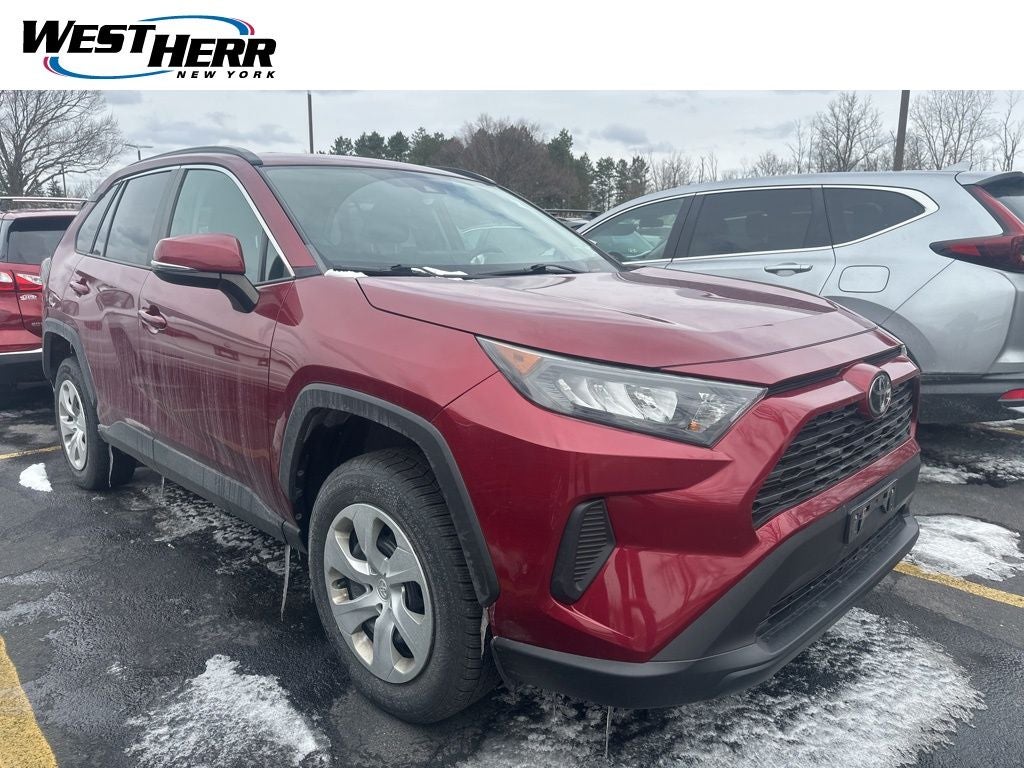 2020 Toyota RAV4 LE