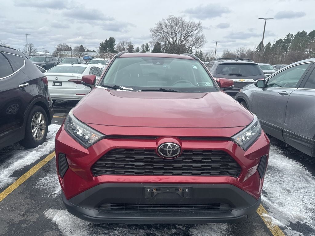 2020 Toyota RAV4 LE