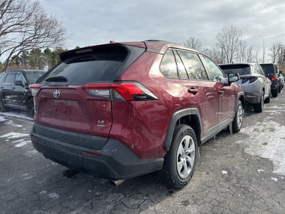 2020 Toyota RAV4 LE
