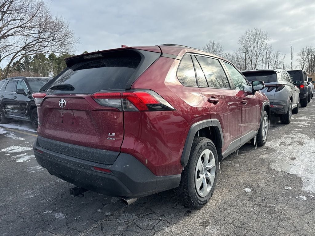 2020 Toyota RAV4 LE