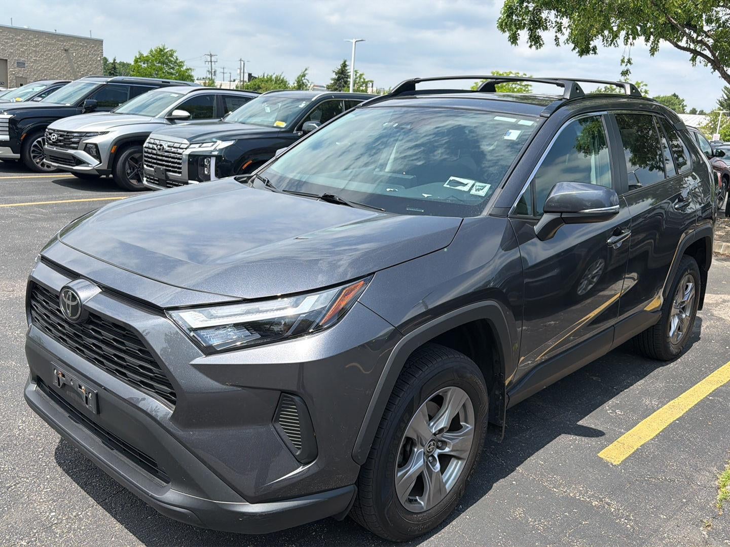 2023 Toyota RAV4 XLE