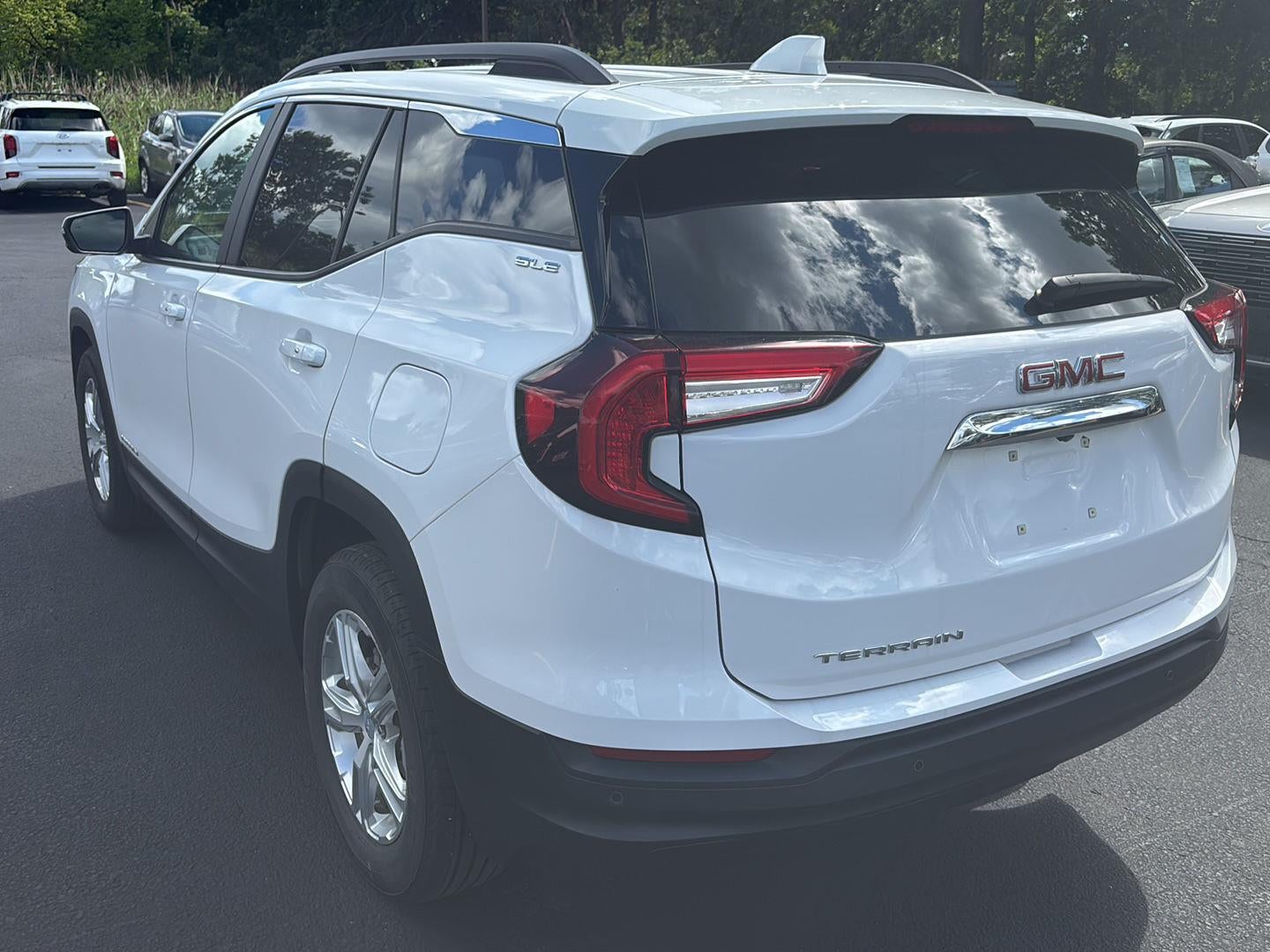 2023 GMC Terrain SLE