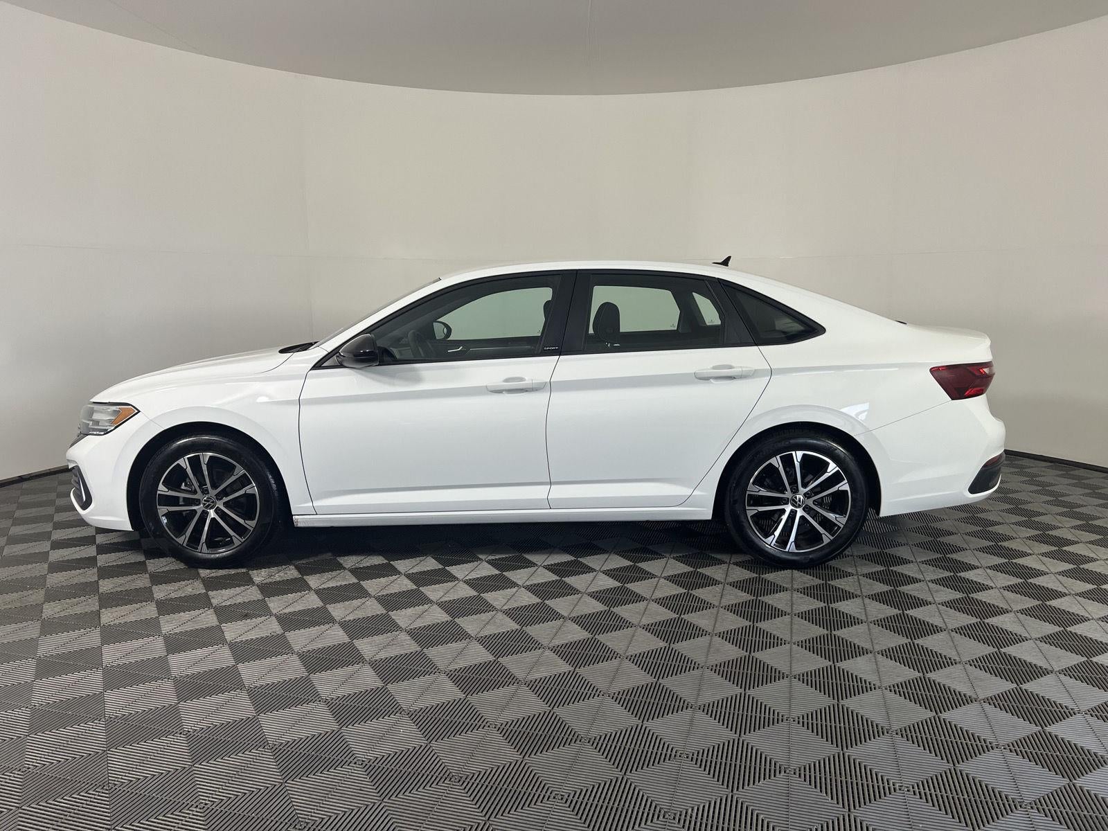 2023 Volkswagen Jetta Sport