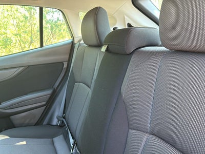 2019 Subaru Impreza 2.0i