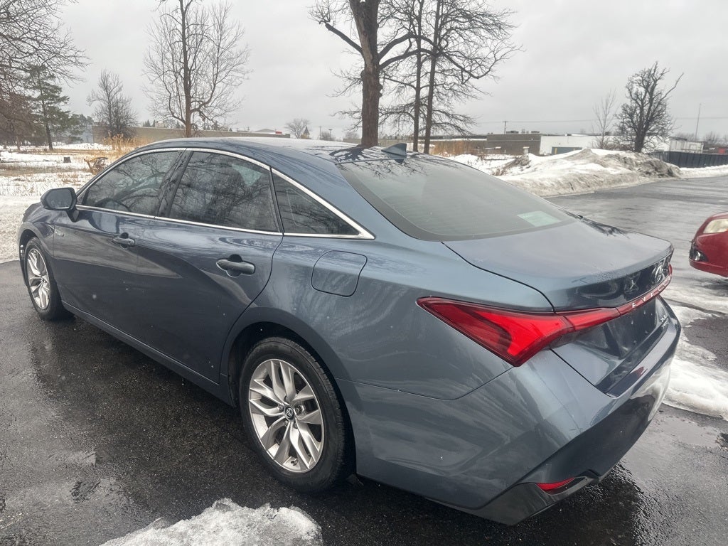 2019 Toyota Avalon Hybrid XLE Plus