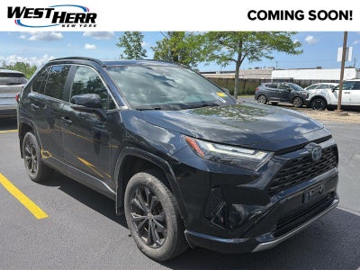 2022 Toyota RAV4 Hybrid SE